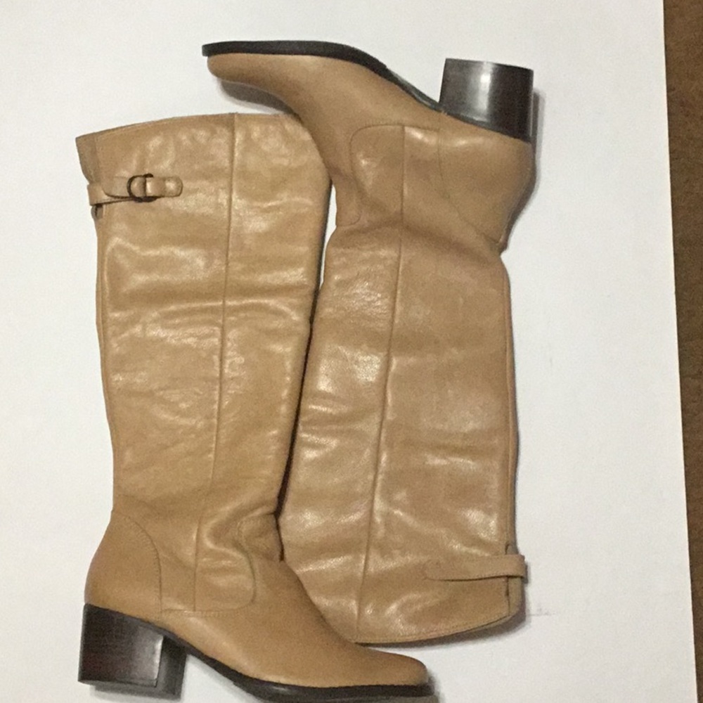 NEW Sundance RioGrande Camel Leather boots size 9W